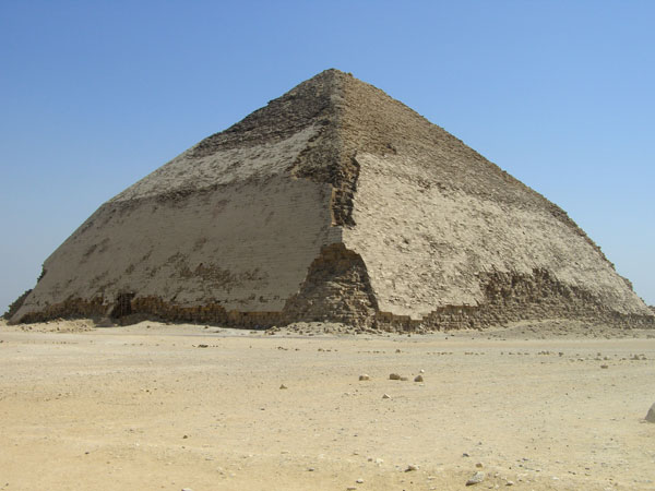 pyramide-rhomboidale1.jpg